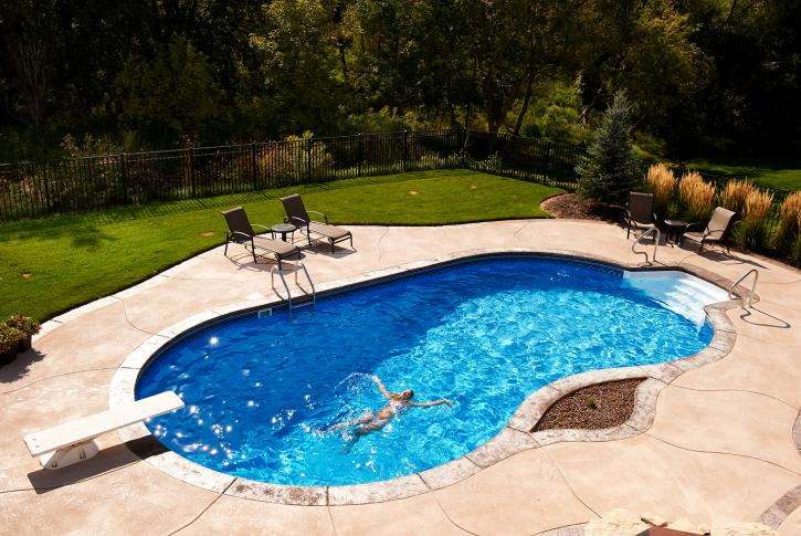 swimming pool